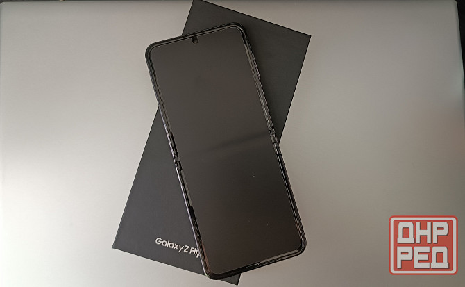 Продам телефон Samsung Galaxy Z Flip Донецк - изображение 4