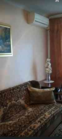 продам 1 к.кв. куйбышевский р. ул. горная вещевой рынок 2600 мил..р. торг . Донецк