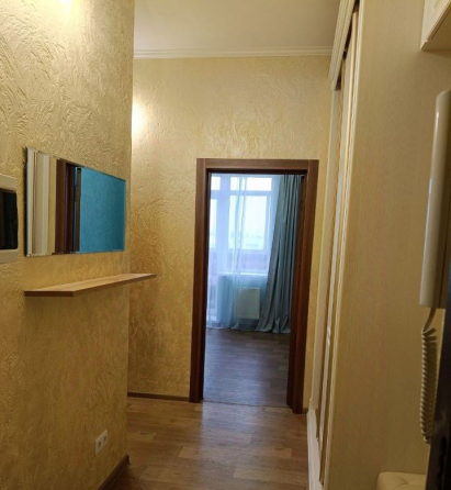 Сдам двухкомнатную квартиру на длительный срок. Район просп. Ватутина. Донецк