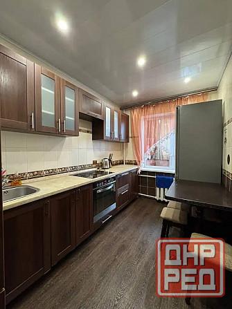 Сдается 2-х комнатная квартира в Ворошиловском районе по проспекту Театральный Донецк - изображение 1