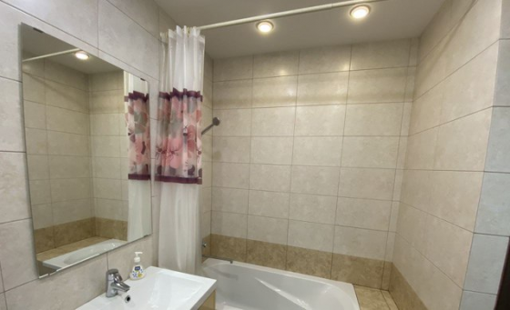 сдам однокомнатную квартиру в куйбышевском районе Донецк