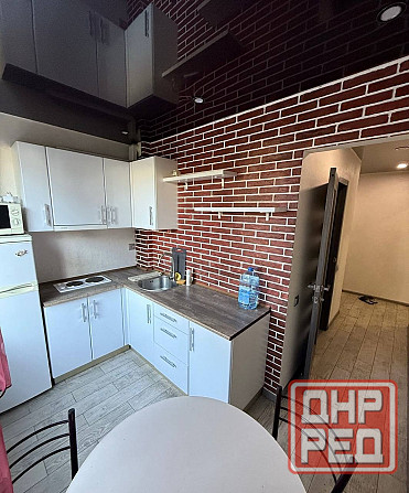 Сдается 1 комнатная квартира 37.0м² 3этаж, в центральном районе города Донецк в Калининском, возле Донецк - изображение 1