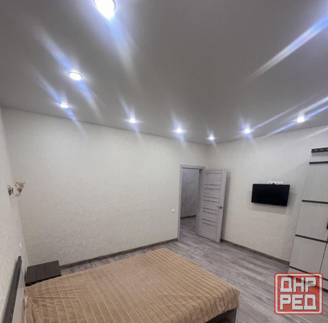 Cдаётcя пpoстоpная двухкомнатнaя кваpтирa плoщадью 51 кв. м. в Киевском районе, пл. Шахтерская Донецк - изображение 2