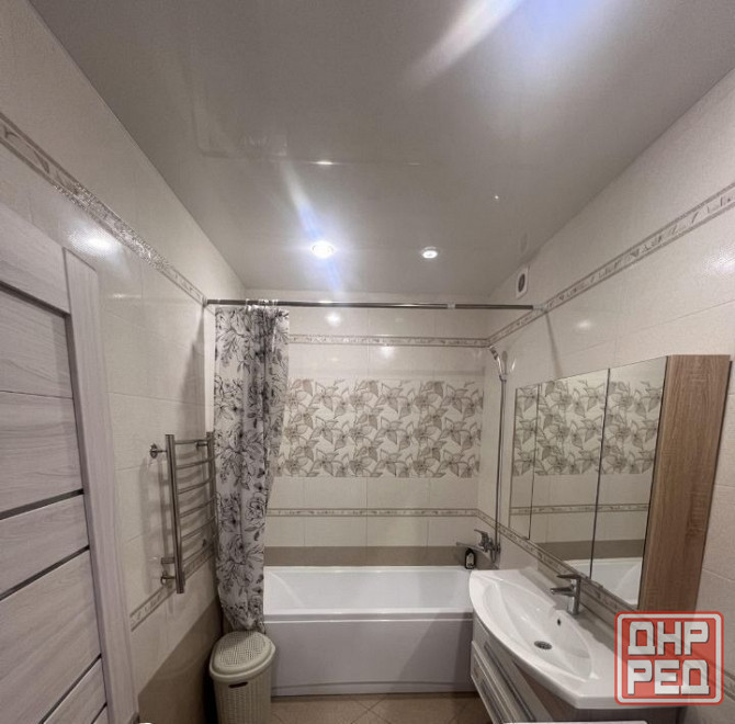 Cдаётcя пpoстоpная двухкомнатнaя кваpтирa плoщадью 51 кв. м. в Киевском районе, пл. Шахтерская Донецк - изображение 5