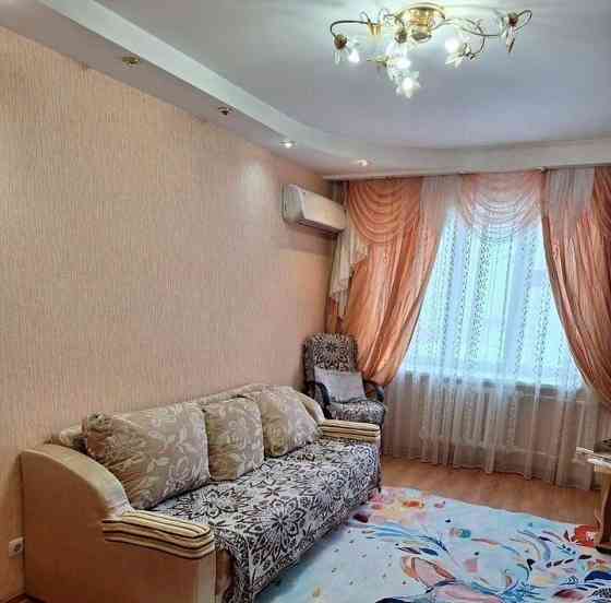 сдача двухкомнатной квартиры, Будённовский район, ул. 230-й Стрелковой Дивизии Донецк