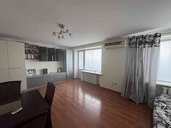 2 комнатная крупногабаритная квартира Донецк