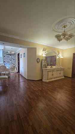 Продажа 4-х комнатной квартиры в Ворошиловском районе, министерский кирпичный дом, Розы Люксембург Донецк