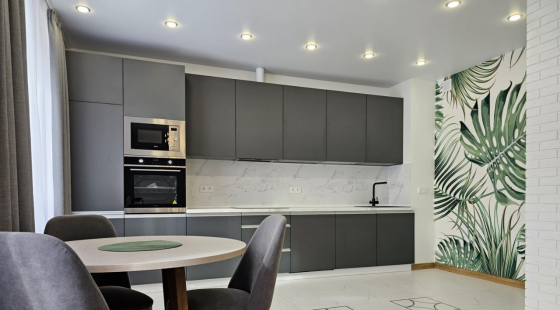 Сдается на длительный срок 2-х комнатная квартира в Ворошиловском районе, пл.Ленина Донецк