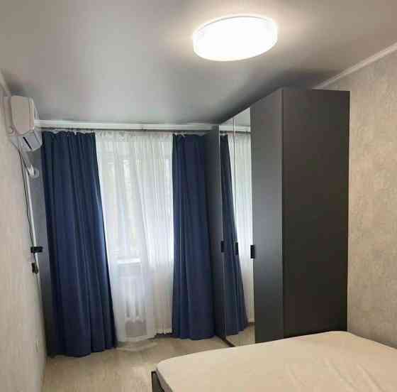 Сдаю двухкомнатную квартиру в Ворошиловском районе Донецка, ориентир библиотека им. Крупской. Донецк