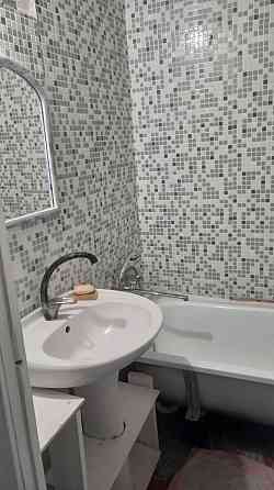 Продам 2 к.кв. на Тихом, ул.Щипачева, 5/9, под косметику Донецк