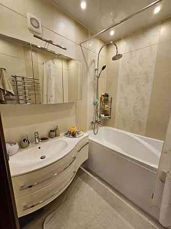 Сдается 2-х комнатная квартира в Калининском районе по проспекту Ильича ориентир "Грузия" Донецк