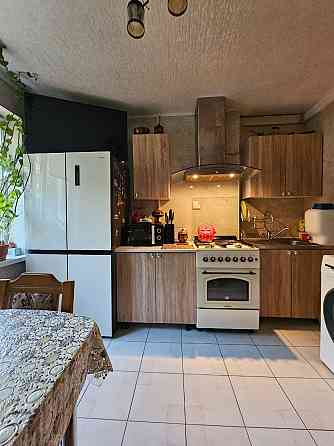 Продам 3 к.квартиру 2/9 ул. Ионова Ленинский р-н Донецк