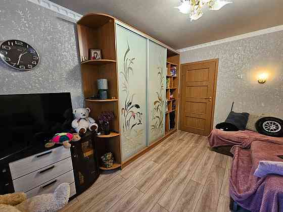 Продам 3 к.квартиру 2/9 ул. Ионова Ленинский р-н Донецк