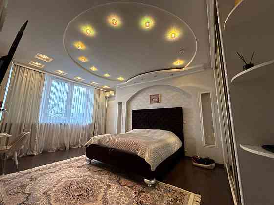 Продажа - уютной , светлой , 3х комнатной квартиры после ремонта - документы Рф. Донецк