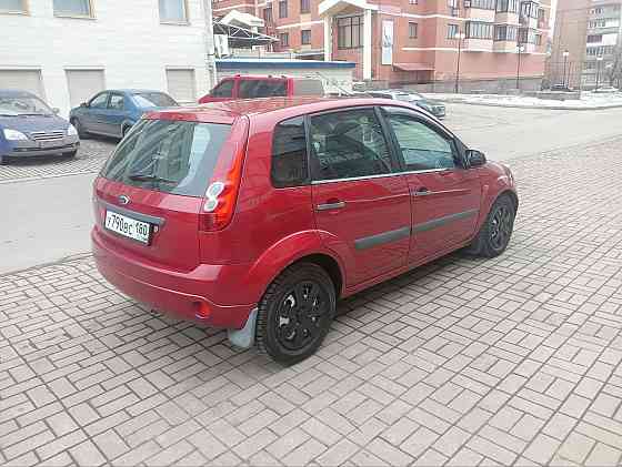 Продажа Ford Fiesta 2006год Механика Донецк
