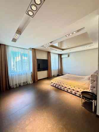 Продажа 3к.кв + паркоместо в новострое пр-кт Панфилова Донецк