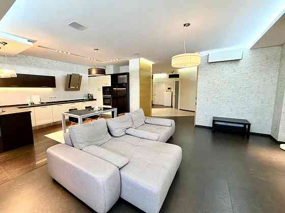 Продажа 3к.кв + паркоместо в новострое пр-кт Панфилова Донецк