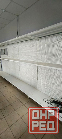 Торговое оборудование, ресепшн, витрины, стеллажи, полки, панели Макеевка - изображение 1