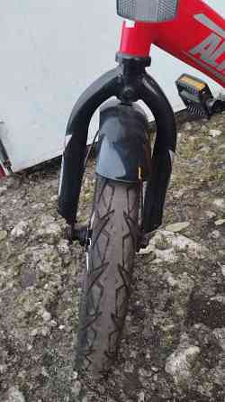 Велосипед 14 дюймов, отличное состояние Макеевка