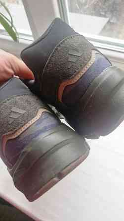 Кроссовки адидас Донецк