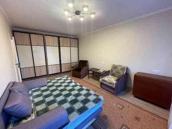 Сдается шикарная однокомнатная квартира в Калининском районе Донецка, по адресу: пр-кт Ильича улица, Донецк