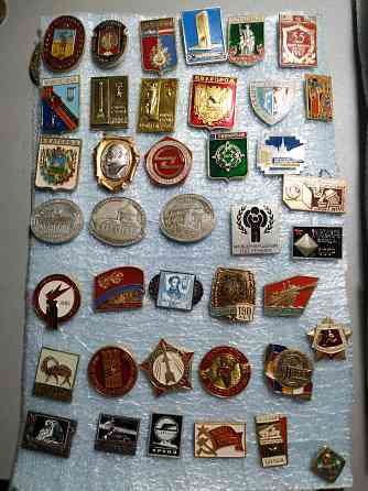 Советские значки Донецк