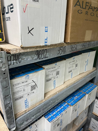 Профессиональная парикмахерская химия-шампуни, краски, воск. Распродажа Донецк