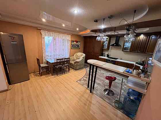 ARENDA KomFort Klass - 2-х Уровневой Квартиры в Центре Донецка! Вода Круглосуточно ! Консьерж! Донецк