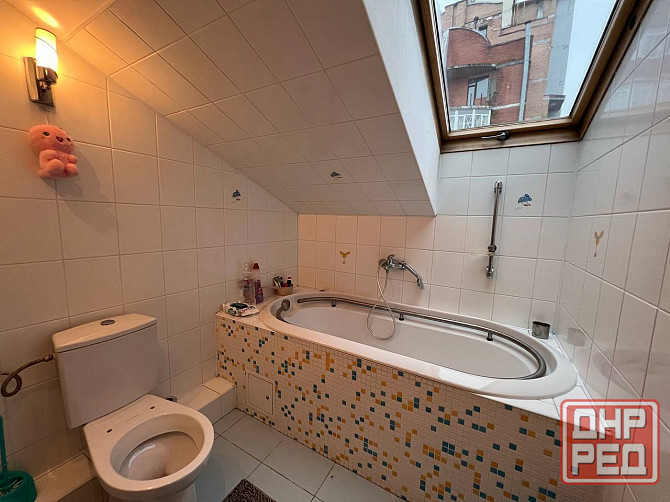 ARENDA KomFort Klass - 2-х Уровневой Квартиры в Центре Донецка! Вода Круглосуточно ! Консьерж! Донецк - изображение 6