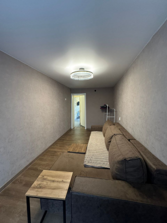 Сдается в районе Майского рынка двухкомнатная квартира Донецк