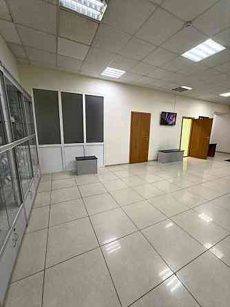 Предлагаем коммерческое помещение свободного назначения в г. Донецке, Киевский район, ул. Артема. Донецк