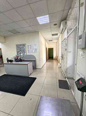 Предлагаем коммерческое помещение свободного назначения в г. Донецке, Киевский район, ул. Артема. Донецк