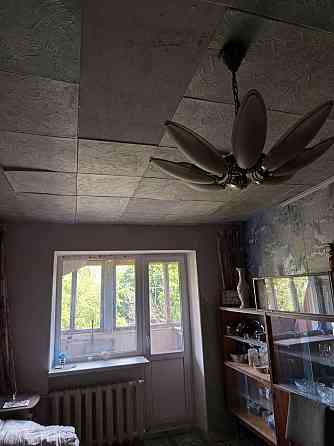 Продам 2х комн., 5/5, под ремонт, ул. Буслаева Донецк