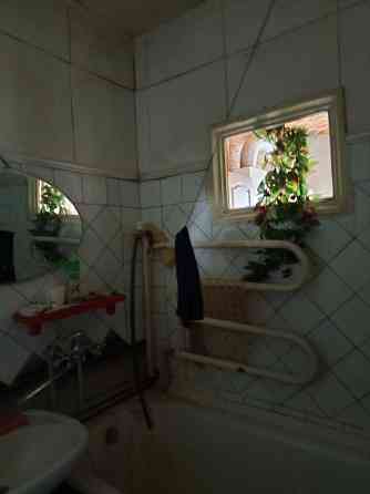 Продам 2х комн., 5/5, под ремонт, ул. Буслаева Донецк