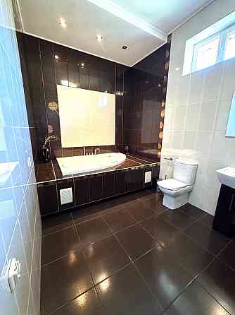 2х этажный дом! 11 соток земли. Ленинский район. Центральная часть Донецка. Бульвар Франко. Донецк