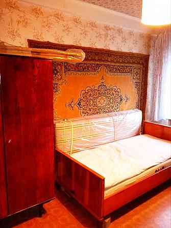 Продам 2-комнатную квартиру. Донецк. Хорошая цена. Хороший торг. Донецк