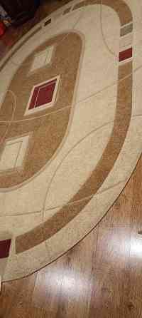 Продам 3 ковра по цене одного в отличном состоянии! Макеевка