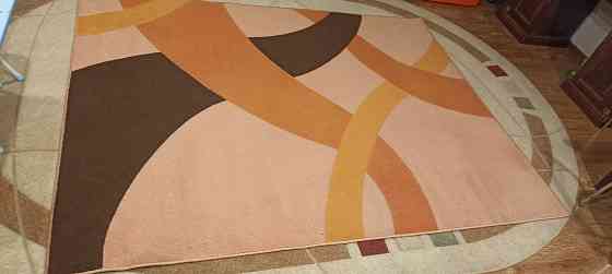 Продам ковер в отличном состоянии! Макеевка