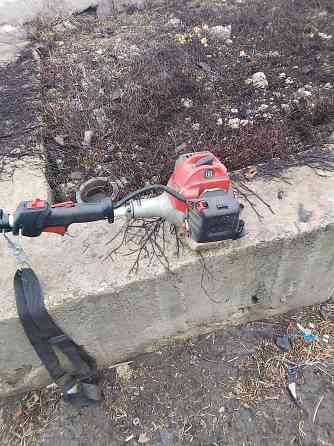 Продам триммер бензиновый Макеевка