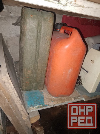 Канистры 20л 2. Шт. Макеевка - изображение 1