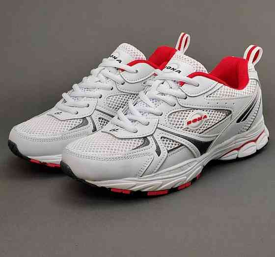 Кроссовки новые BONA Донецк