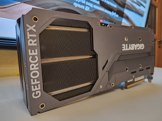 Видеокарта RTX 4090 GIGABYTE GAMING OC GV-N4090GAMING OC 24G RTX4090 Макеевка