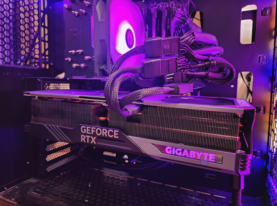 Видеокарта RTX 4090 GIGABYTE GAMING OC GV-N4090GAMING OC 24G RTX4090 Макеевка