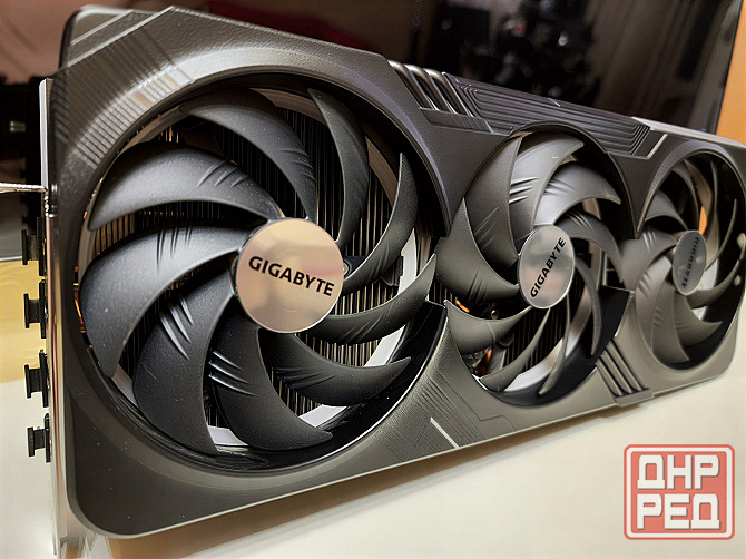 Видеокарта RTX 4090 GIGABYTE GAMING OC GV-N4090GAMING OC 24G RTX4090 Макеевка - изображение 1