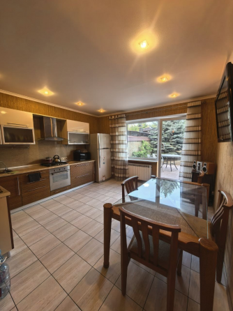 Продается дом в центре Донецк