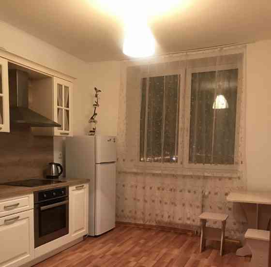 6. Сдаётся просторная, теплая двухкомнатная квартира в Кировском районе Донецк