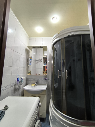 Продажа 2-х комнатной квартиры Макеевка, Горняцкий район, ул. Лебедева, ориентир Мирный рынок Макеевка