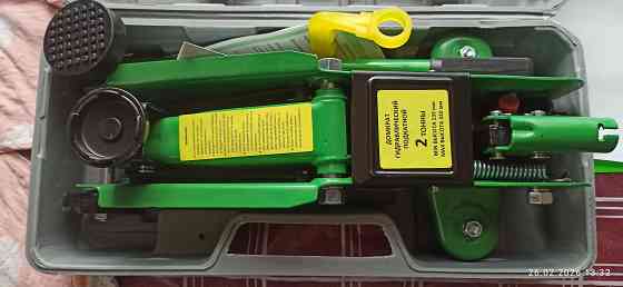 Домкрат 2 т. Макеевка