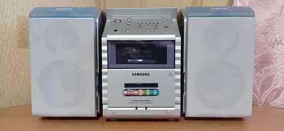 Музыкальный центр Samsung. Донецк