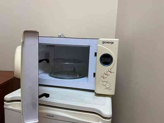 Микроволновая печь Gorenje, 800 Вт, б/у Донецк